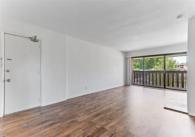 Photo 3 of Condo for sale at 2126 Pauline Blvd #301, Ann Arbor, MI 48103 | MLS# 70553997 | Listing updated on 2026-08-25