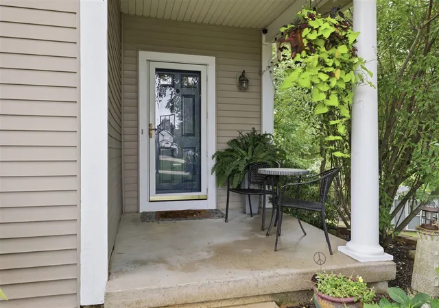 Photo 4 of Single family home for sale at 3400 Crystal Valley Ct, Holland, MI 49424 | MLS# 70555029 | Listing updated on 2026-09-03