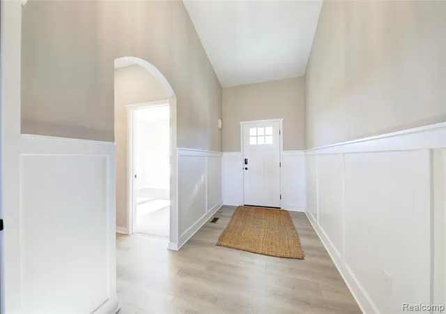 Photo 3 of Single family home for sale at 688 Round Rock Dr, Howell, MI 48843 | MLS# 61008218 | Listing updated on 2026-08-02