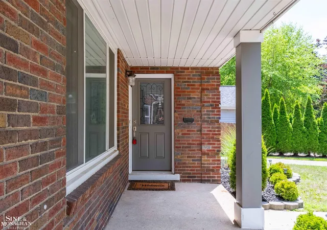 Homes for sale in Grosse Pointe Farms, MI | 308 Ridgemont Rd, Grosse Pointe Farms, MI 48236 | MLS# 50214701