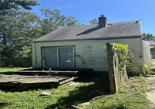 5th image of 1028 Campbell St, Flint, MI 48507 | MLS# 50210843