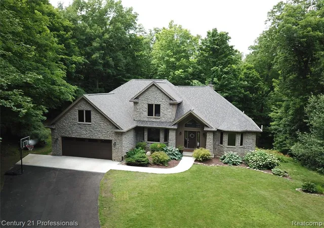 3rd image of 9867 Rainbow Ridge Dr, Schoolcraft, MI 49087 | MLS# 61000707