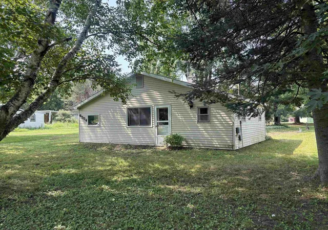 3rd image of 6554 Bear Lake Dr, Lake, MI 48632 | MLS# 80072492