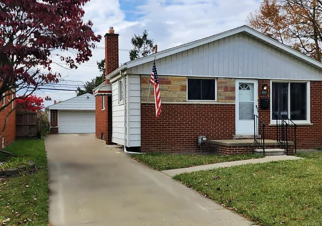 Homes for sale in Saint Clair Shores, MI | 31915 St Margaret St, Saint Clair Shores, MI 48082 | MLS# 50193241