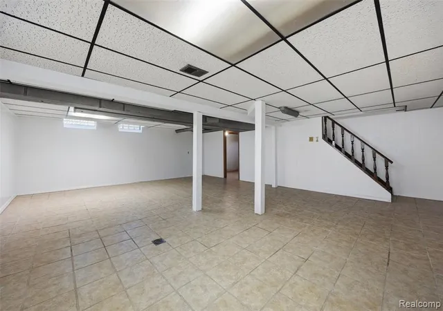 Homes for sale in Riverview, MI | 14018 Greentrees St, Riverview, MI 48193 | MLS# 60986845