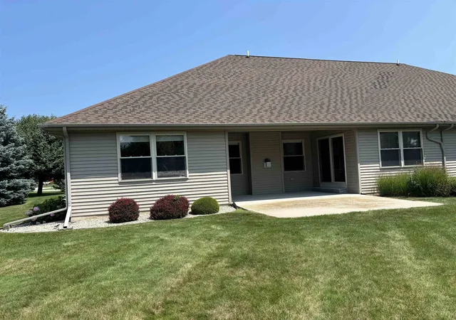 Photo 3 of Single family home for sale at 3092 Gaslight Ct, Bay City, MI 48706 | MLS# 50216796 | Listing updated on 2026-07-31