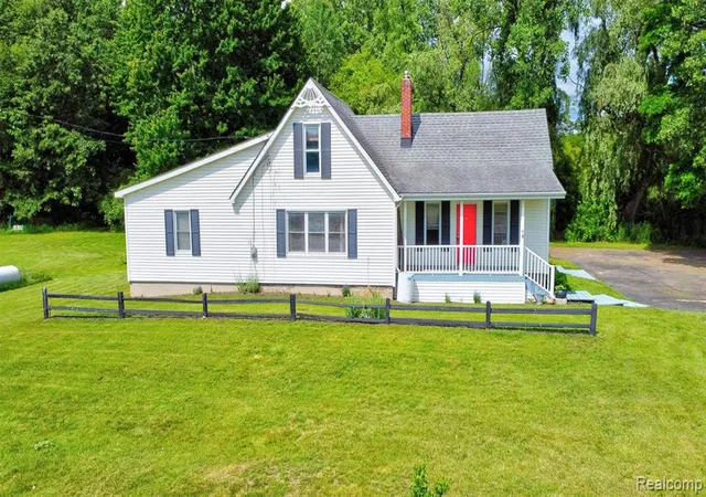 1st image of 13252 Dixie Hwy, Holly, MI 48442 | MLS# 61004110