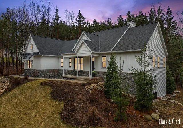1st image of 10660 Kissing Ridge Dr, Lowell, MI 49331 | MLS# 70519620