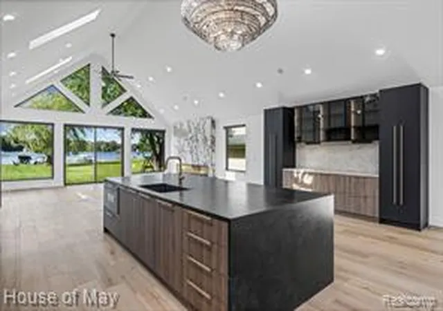 Homes for sale in White Lake, MI | 10890 Hillway Dr, White Lake, MI 48386 | MLS# 61003074
