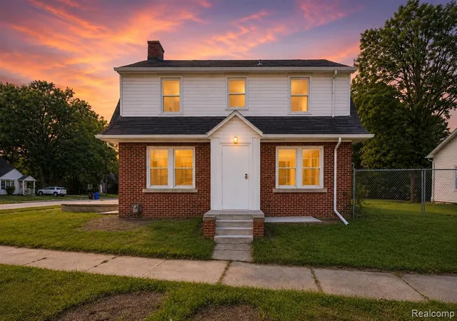 Photo 1 of Single family home for sale at 18785 Glenhurst St, Detroit, MI 48219 5904 | MLS# 61024306 | Listing updated on 2026-08-31