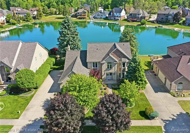 Photo 1 of Single Family Residence at 8915 Chestnut Run Dr, Shelby Township, MI 48317 | MLS# 60997600 | | Sold on 2026-07-07
