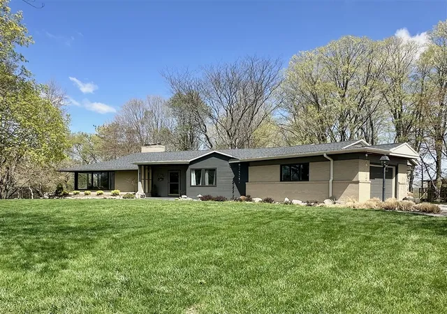 1st image of 811 Winter Ave, Big Rapids, MI 49307 | MLS# 70466346