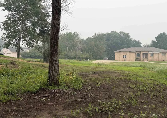 Photo 4 of Land for sale at 415 S 32nd Street, Escanaba, MI 49829 | MLS# 50214784 | Listing updated on 2026-07-16