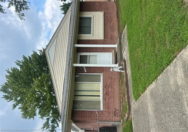Photo 1 of Single family home for sale at 33464 Beechnut St, Westland, MI 48186 4840 | MLS# 61023973 | Listing updated on 2026-08-25