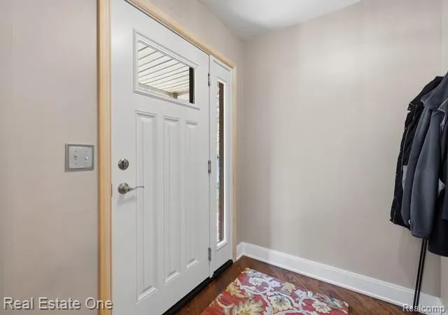 Photo 3 of Single family home for sale at 1353 Madison Dr, Troy, MI 48083 5329 | MLS# 61025592 | Listing updated on 2026-09-12