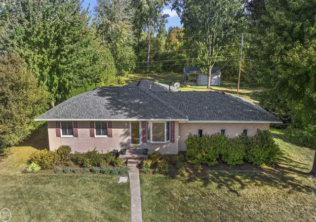 Photo 1 of Sale Pending at 23353 Easy St, Clinton Township, MI 48036 | MLS# 50191102 | Listing updated on 2025-11-03