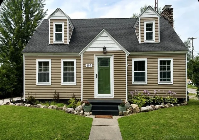 Photo 1 of Single family home for sale at 107 N Reinberg Ave, Scottville, MI 49454 | MLS# 50217483 | Listing updated on 2026-08-19