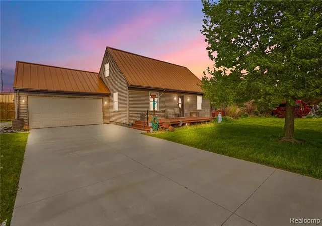 Homes for sale in Imlay City, MI | 792 Fairview Dr, Imlay City, MI 48444 | MLS# 60995230