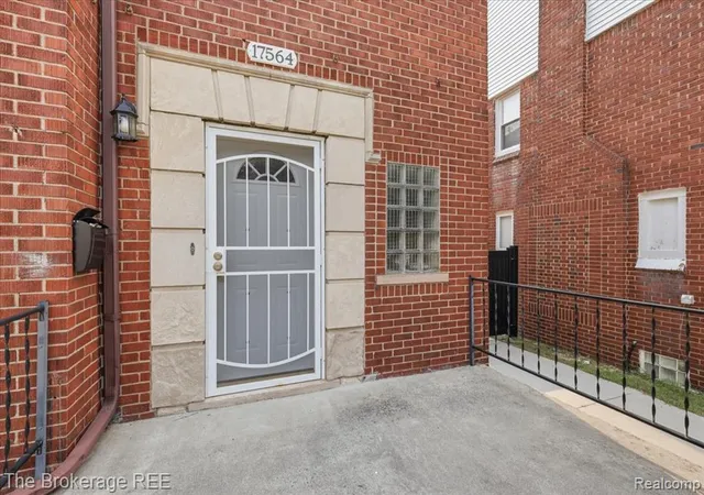 Photo 4 of Sale Pending at 17564 Ohio St, Detroit, MI 48221 2516 | MLS# 61015304 | Listing updated on 2026-08-27