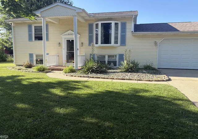 Homes for sale in Bay City, MI | 3157 Coventry Dr, Bay City, MI 48706 | MLS# 50214177