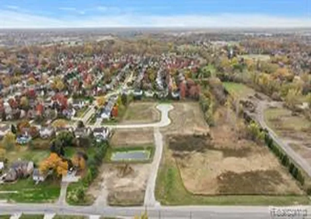 4th image of 17827 Biscayne Dr, Macomb, MI 48042 | MLS# 60973617