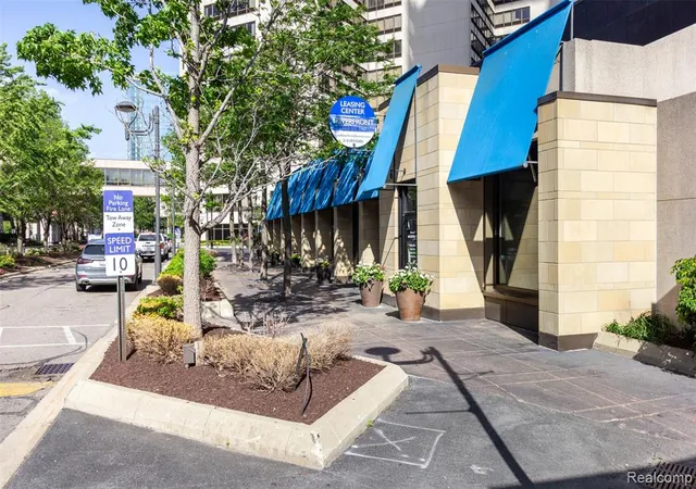 Homes for sale in Detroit, MI | 300 W Jefferson Ave #26, Detroit, MI 48226 | MLS# 61007684