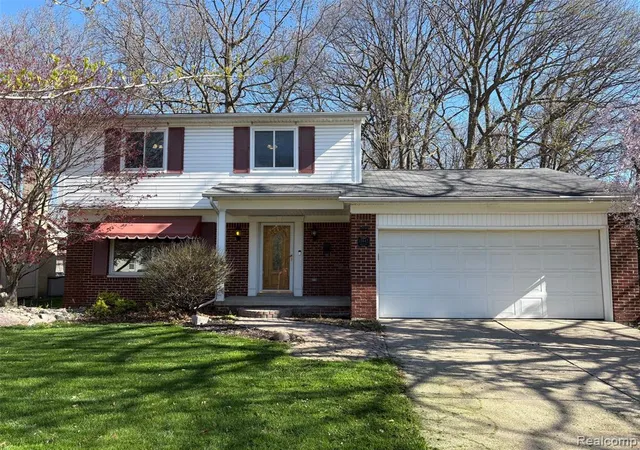 Homes for sale in Riverview, MI | 13842 Heritage St, Riverview, MI 48193 | MLS# 60965797