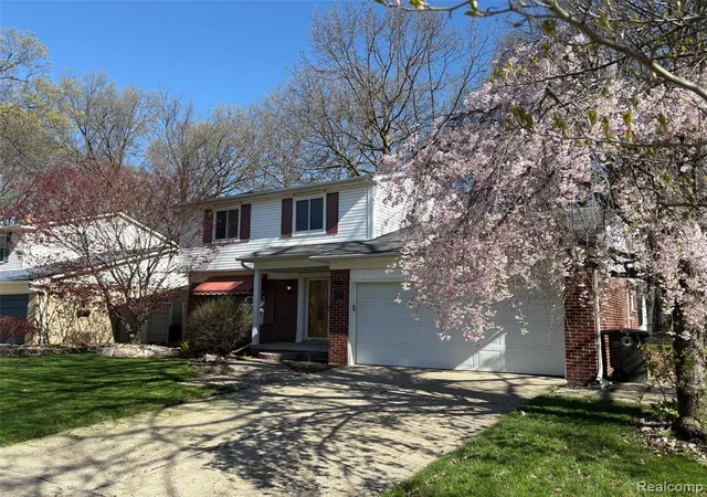 Homes for sale in Riverview, MI | 13842 Heritage St, Riverview, MI 48193 | MLS# 60965797