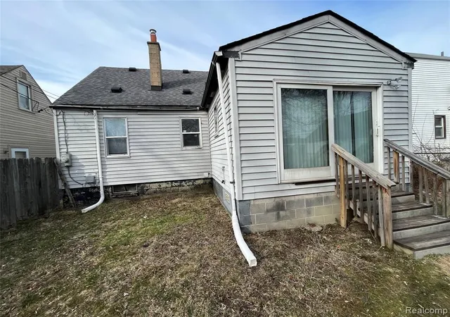 Homes for sale in Warren, MI | 7552 Westminster Ave, Warren, MI 48091 | MLS# 60978094