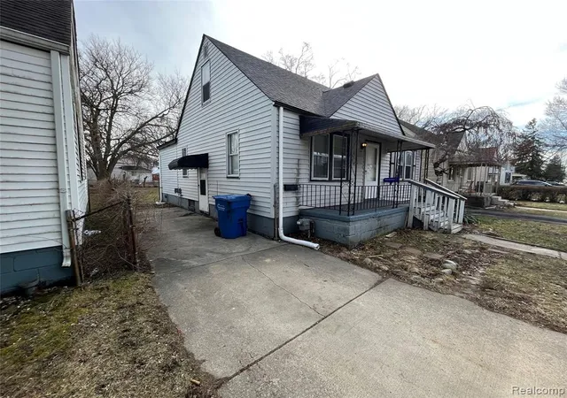 Homes for sale in Warren, MI | 7552 Westminster Ave, Warren, MI 48091 | MLS# 60978094