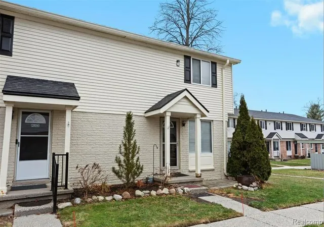 Homes for sale in Shelby Township, MI | 2092 Orchard Crest St, Shelby Township, MI 48317 | MLS# 61004513