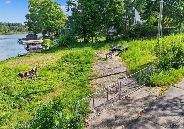 Photo 3 of Land for sale at 4190 Meyers Rd, Waterford, MI 48329 1947 | MLS# 61012666 | Listing updated on 2026-09-11