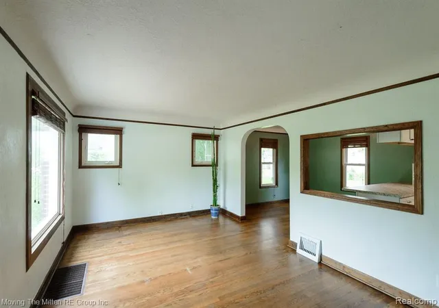 Photo 3 of Sale Pending at 2037 Vivian Rd, Monroe, MI 48162 4131 | MLS# 61013786 | Listing updated on 2026-09-06