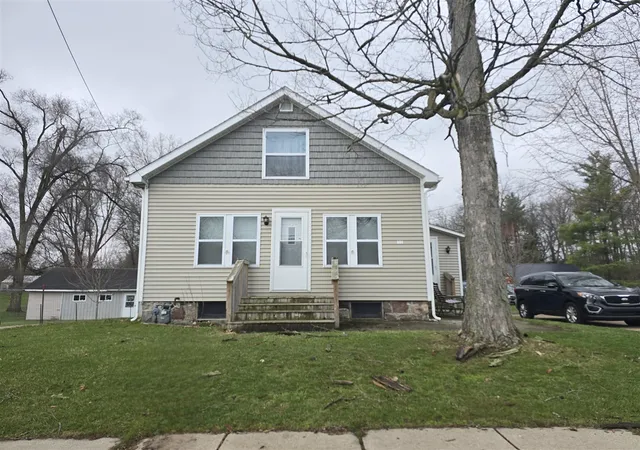 Homes for sale in Colon, MI | 804 E State St, Colon, MI 49040 | MLS# 70519881
