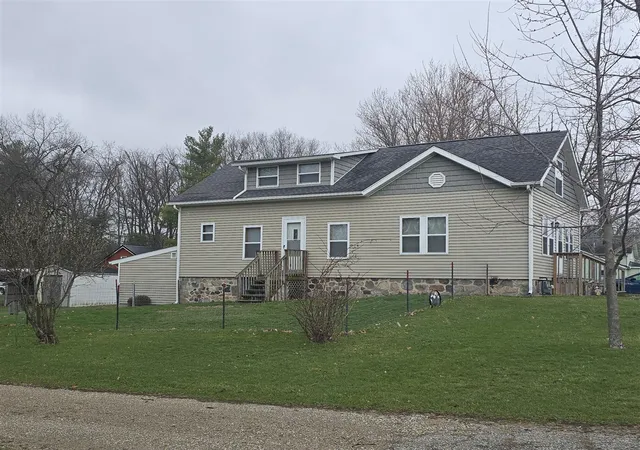 Homes for sale in Colon, MI | 804 E State St, Colon, MI 49040 | MLS# 70519881