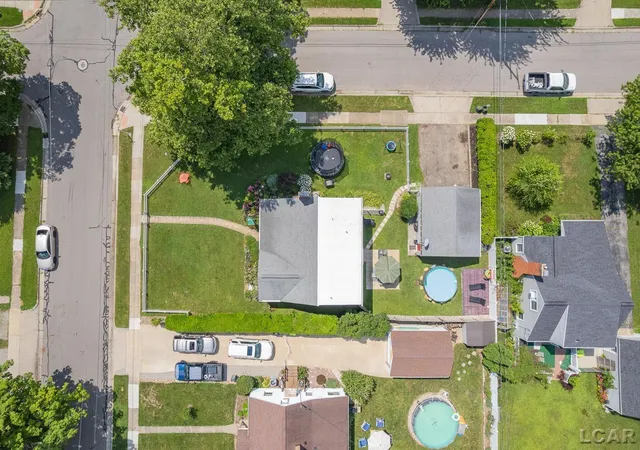 Homes for sale in Tecumseh, MI | 219 Bidwell St, Tecumseh, MI 49286 | MLS# 50214834