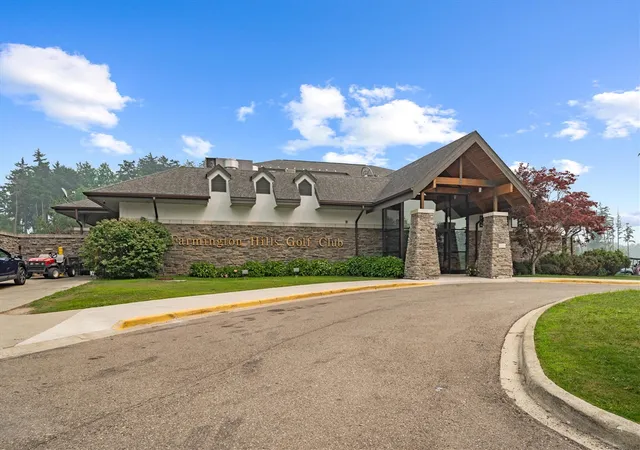 Photo 49 of Single family home for sale at 25872 Hunt Clb Blvd, Farmington Hills, MI 48335 | MLS# 70546594 | Listing updated on 2026-08-21