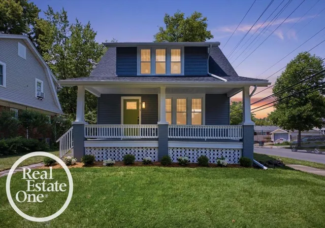 Homes for sale in Grosse Pointe, MI | 819 Notre Dame St, Grosse Pointe, MI 48230 | MLS# 50213378
