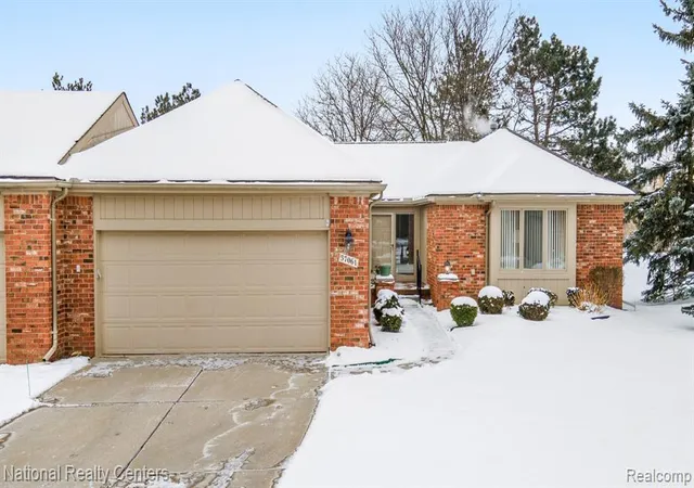 1st image of 37061 Sandalwood, Farmington Hills, MI 48331 | MLS# 40141997