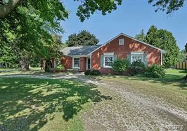 Homes for sale in Lapeer, MI | 3150 Davison Rd, Lapeer, MI 48446 | MLS# 61009364