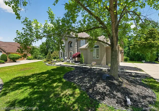 Photo 3 of Sale Pending at 47222 Northgate Ct, Canton, MI 48188 3231 | MLS# 60995793 | Listing updated on 2026-08-29