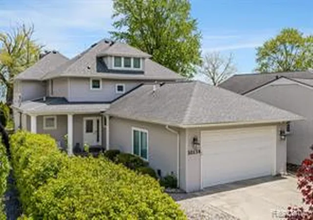 Homes for sale in Saint Clair Shores, MI | 30134 Jefferson Ave, Saint Clair Shores, MI 48082 | MLS# 61009425