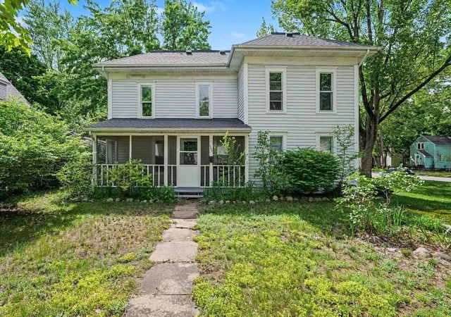Homes for sale in Mount Pleasant, MI | 504 S Lansing St, Mount Pleasant, MI 48858 | MLS# 80069973