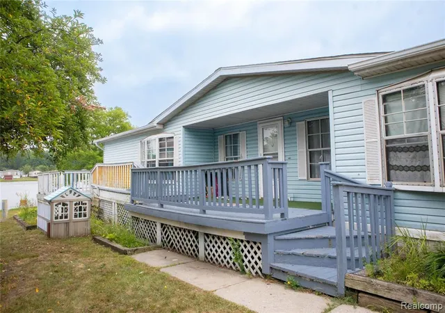 Photo 1 of Manufactured home for sale at 48584 Lakeview Cir, Shelby Township, MI 48317 | MLS# 61019753 | Listing updated on 2026-08-14