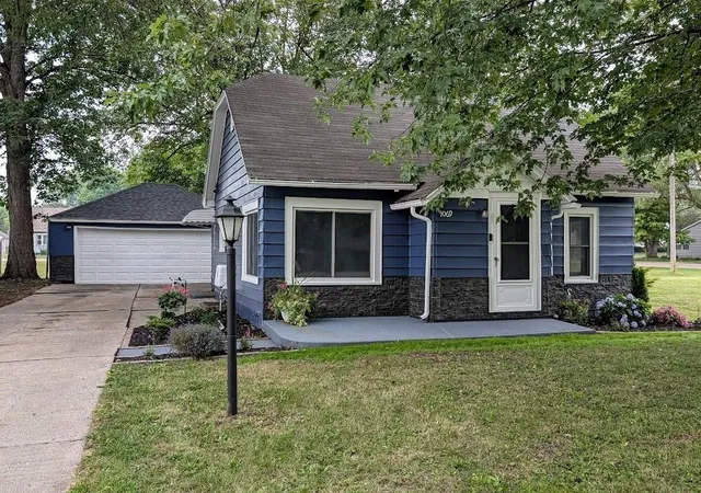 Photo 1 of Single family home for sale at 1069 N Scheurmann Rd, Essexville, MI 48732 | MLS# 50215589 | Listing updated on 2026-10-05