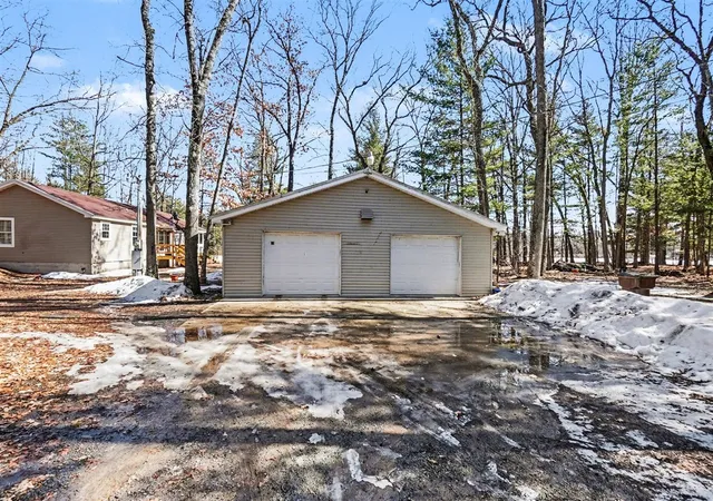 Homes for sale in Bitely, MI | 11000 N Wilvan Dr, Bitely, MI 49309 | MLS# 70517899