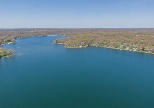 3rd image of 18 & 19 Elizabeth Dr, Three Rivers, MI 49093 | MLS# 70506750