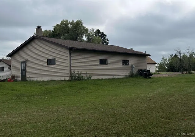 Photo 3 of Single family home for sale at 28934 Hwy M 28 Hwy, Bergland, MI 49910 | MLS# 50219621 | Listing updated on 2026-09-16