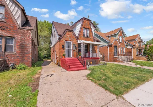 2nd image of 16147 Snowden St, Detroit, MI 48235 | MLS# 60995075
