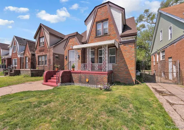 3rd image of 16147 Snowden St, Detroit, MI 48235 | MLS# 60995075